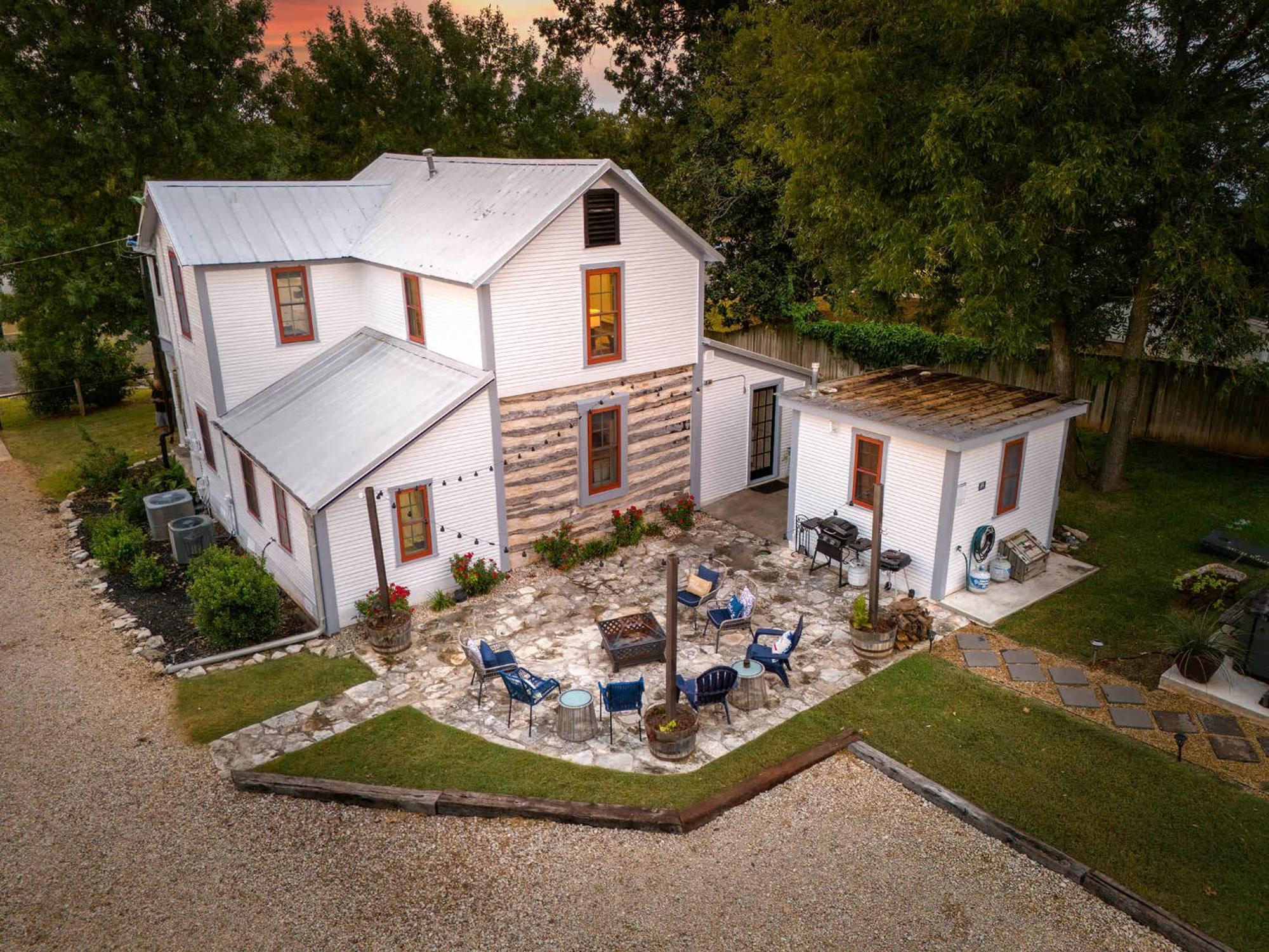 Katarina Haus - Hot Tub & Fire Pit Villa Fredericksburg Exteriör bild